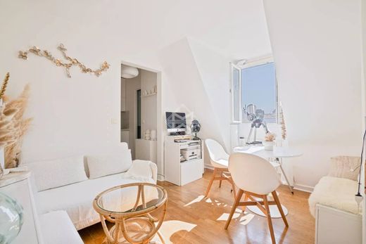 套间/公寓  Montparnasse, Alésia, Montsouris, Paris