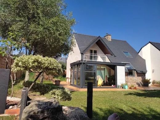Luxury home in Baden, Morbihan