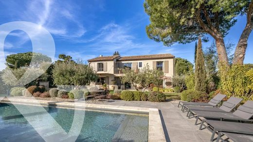Luxus-Haus in Eygalières, Bouches-du-Rhône