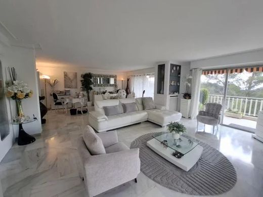 Apartment in Le Cannet, Alpes-Maritimes