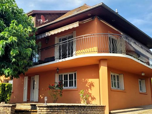 Luxe woning in Le Pont-de-Beauvoisin, Savoy