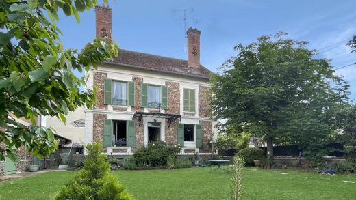 Luxus-Haus in Saint-Germain-en-Laye, Yvelines