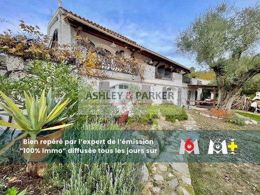 ‏בתים כפריים או חוות ב  La Gaude, Alpes-Maritimes