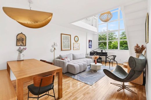 Apartment / Etagenwohnung in Saint-Cloud, Hauts-de-Seine