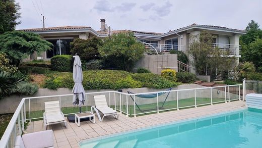 Luxus-Haus in Saint-Macaire, Gironde