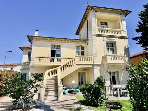 Villa a Cannes, Alpi Marittime