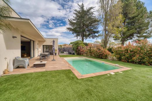 Luxury home in Lattes, Hérault