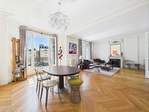 Daire Monceau, Courcelles, Ternes, Paris