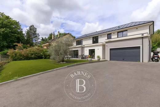 Luxus-Haus in Villiers-sur-Orge, Essonne