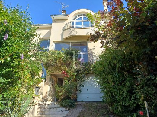 Luxury home in Verrières-le-Buisson, Essonne