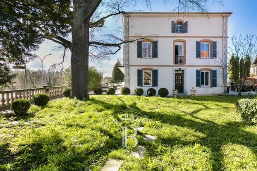 Luxury home in Castres, Tarn