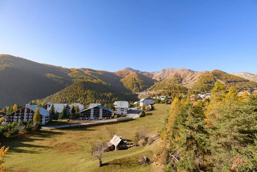 Apartment in Auron, Alpes-Maritimes