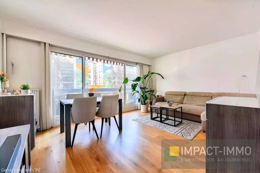 Apartment in Levallois-Perret, Hauts-de-Seine