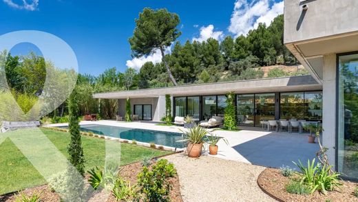 Luxury home in Maussane-les-Alpilles, Bouches-du-Rhône
