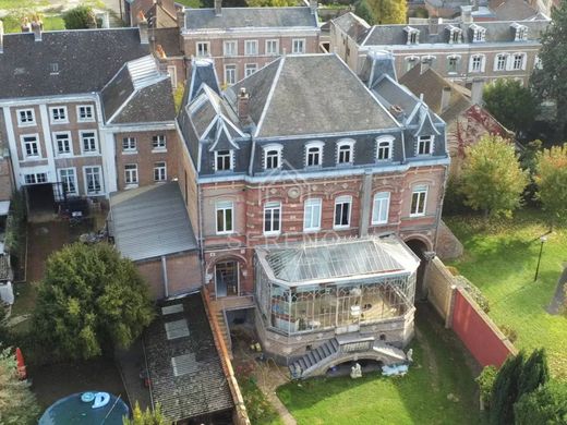 Luxury home in Abbeville, Somme