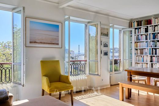 Apartament w Montmartre, Abbesses, Grandes-Carrières, Paris