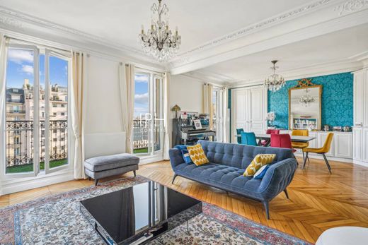 Piso / Apartamento en Neuilly-sur-Seine, Altos de Sena