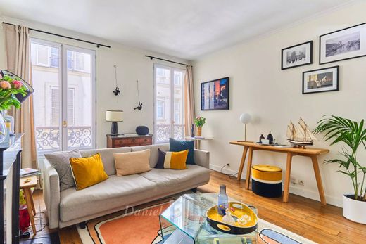 Piso / Apartamento en Tour Eiffel, Invalides – Ecole Militaire, Saint-Thomas d’Aquin, Paris
