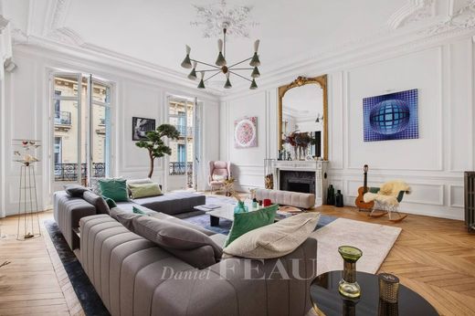 Apartment in Monceau, Courcelles, Ternes, Paris