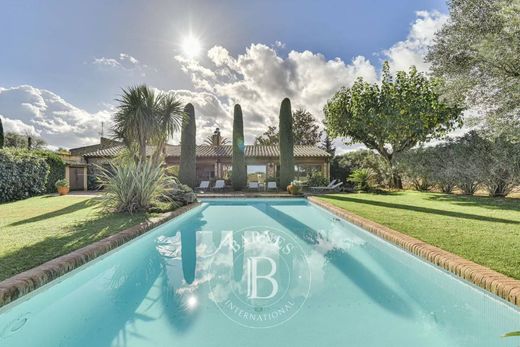 Cruïlles, Província de Gironaのカントリー風またはファームハウス