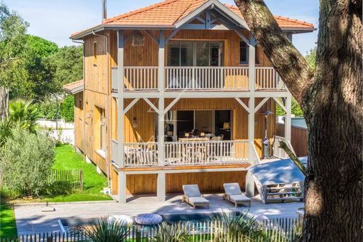Luxury home in La Teste-de-Buch, Gironde