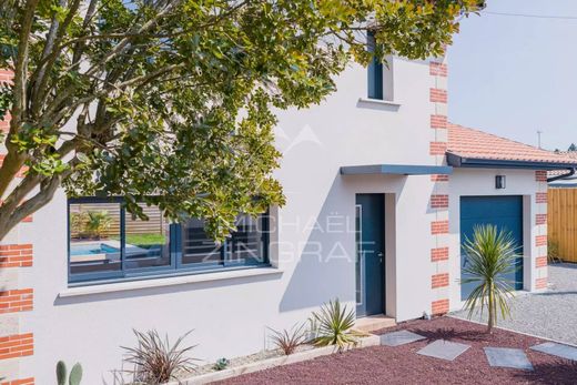 La Teste-de-Buch, Girondeの高級住宅