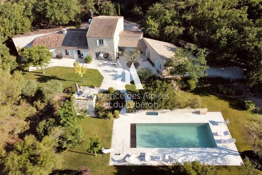 Ρουστίκ ή Αγροικίες σε Goult, Vaucluse