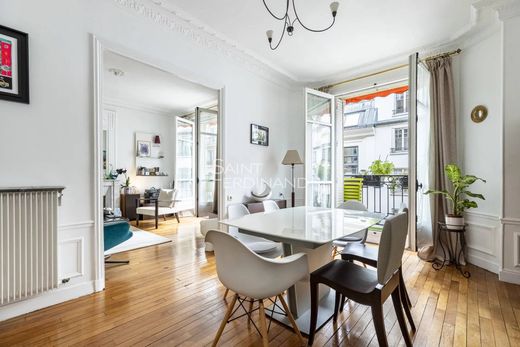 Apartment in Motte-Picquet, Commerce, Necker, Paris