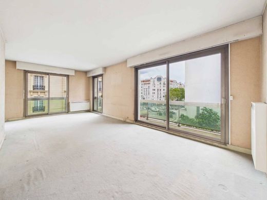 Apartment in Monceau, Courcelles, Ternes, Paris