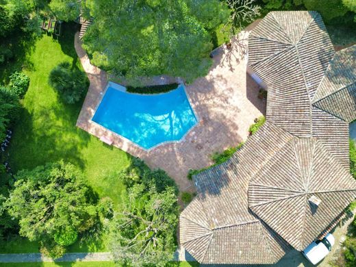 Villa a Mougins, Alpi Marittime