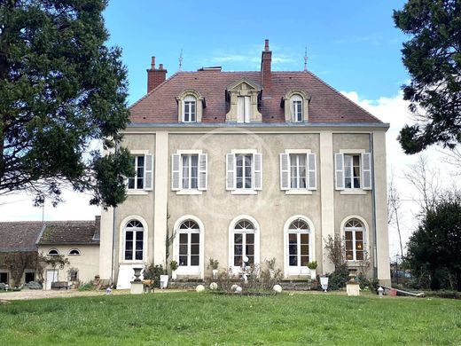 Maison de luxe à Seurre, Côte-d'Or