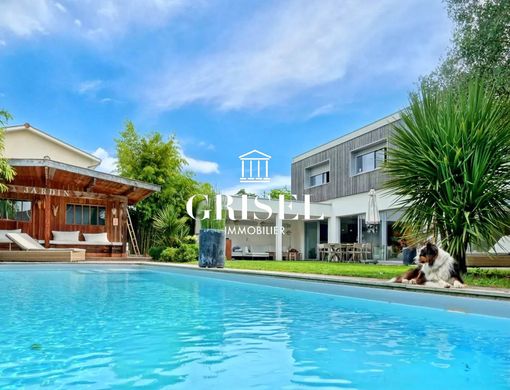 منزل ﻓﻲ Bruges, Gironde