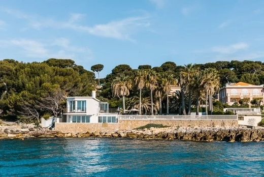 Antibes, Alpes-Maritimesのヴィラ