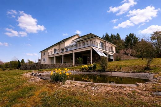 Вилла, Saint-Agnant-de-Versillat, Creuse