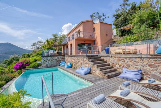 Luxury home in Théoule-sur-Mer, Alpes-Maritimes