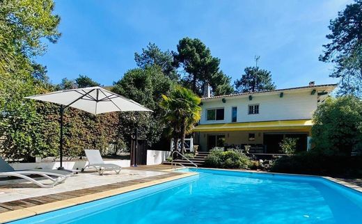 Luxus-Haus in Arcachon, Gironde