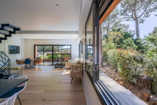 Luxury home in Pyla sur Mer, Gironde