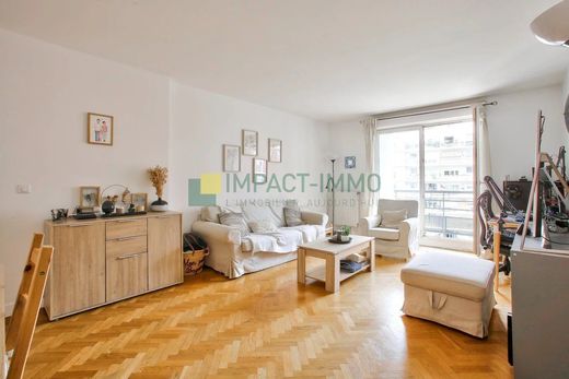 Appartement à Courbevoie, Hauts-de-Seine