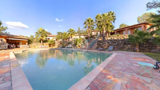 Roquebrune-sur-Argens, Varのホテル