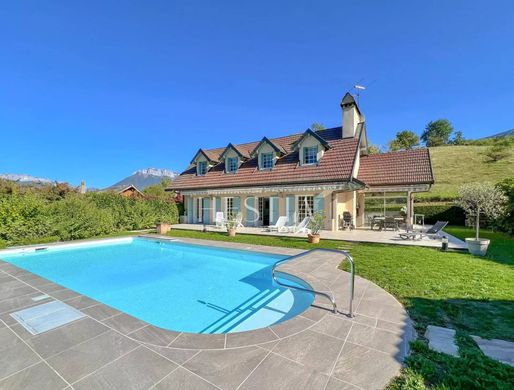 Casa de luxo - Saint-Jorioz, Alta Sabóia