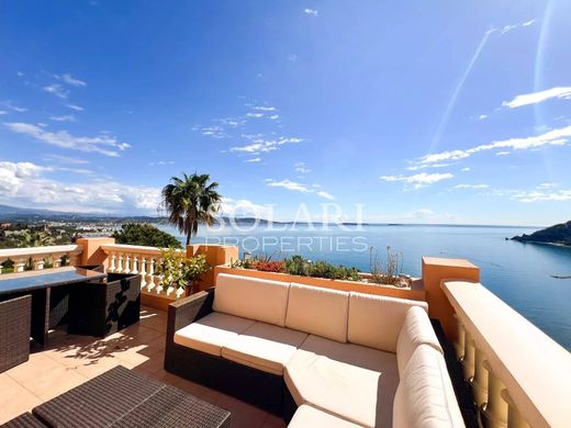 Apartment / Etagenwohnung in Théoule-sur-Mer, Alpes-Maritimes