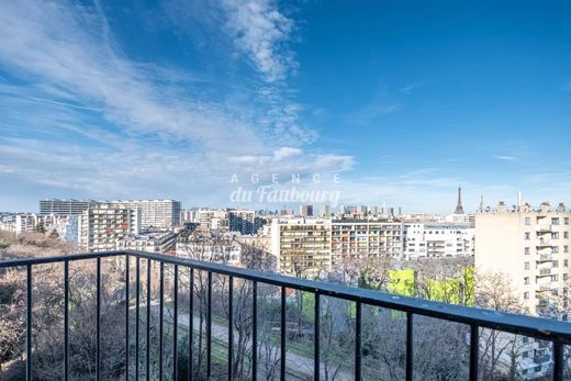 Apartment in Motte-Picquet, Commerce, Necker, Paris