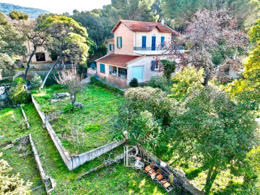 Le Pradet, Varの高級住宅