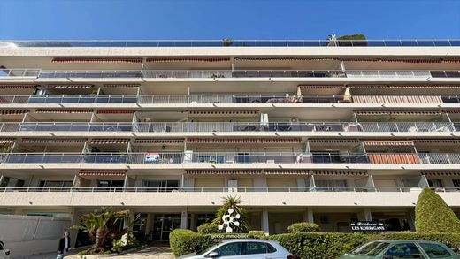 Piso / Apartamento en Saint-Laurent-du-Var, Alpes Marítimos