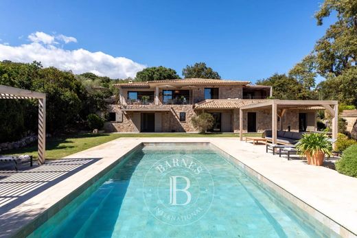 Villa in Sainte-Lucie de Porto-Vecchio, South Corsica