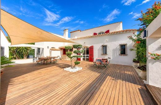 Villa in Perpignan, Pyrénées-Orientales