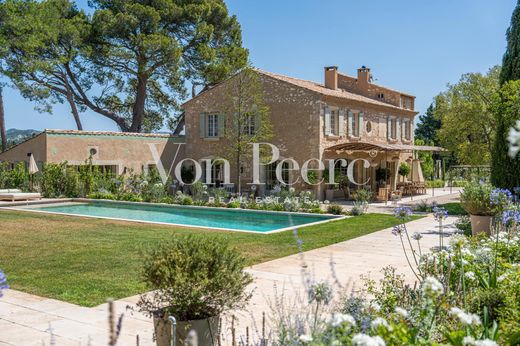 Luxury Homes France for sale - Prestigious Villas and Apartments in ...