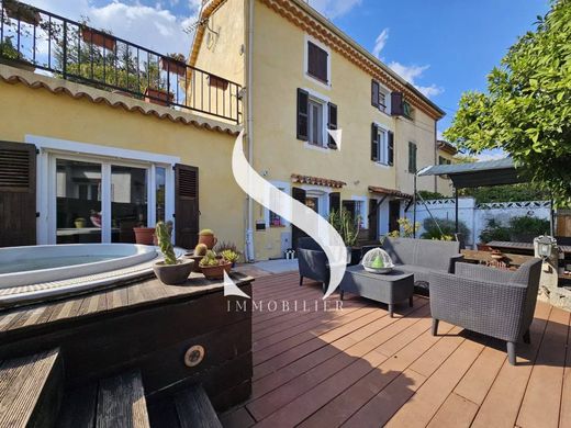 Luxury home in Vallauris, Alpes-Maritimes