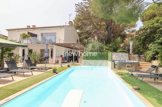 Villa a Fréjus, Var