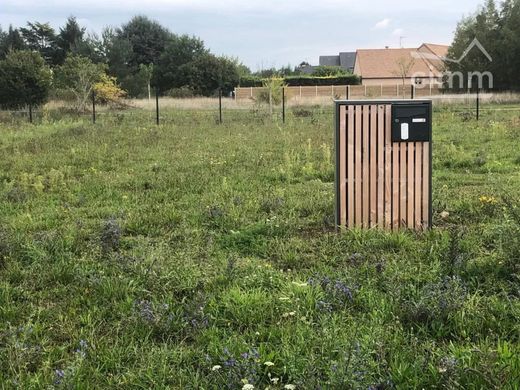 Land in Vineuil, Loir-et-Cher